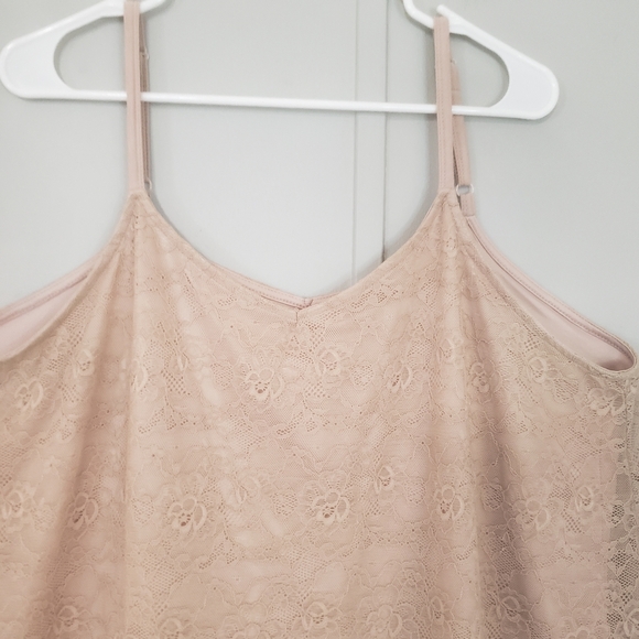 Torrid Beige Lace and Super Soft V-Neck Swing Cami - Picture 7 of 12